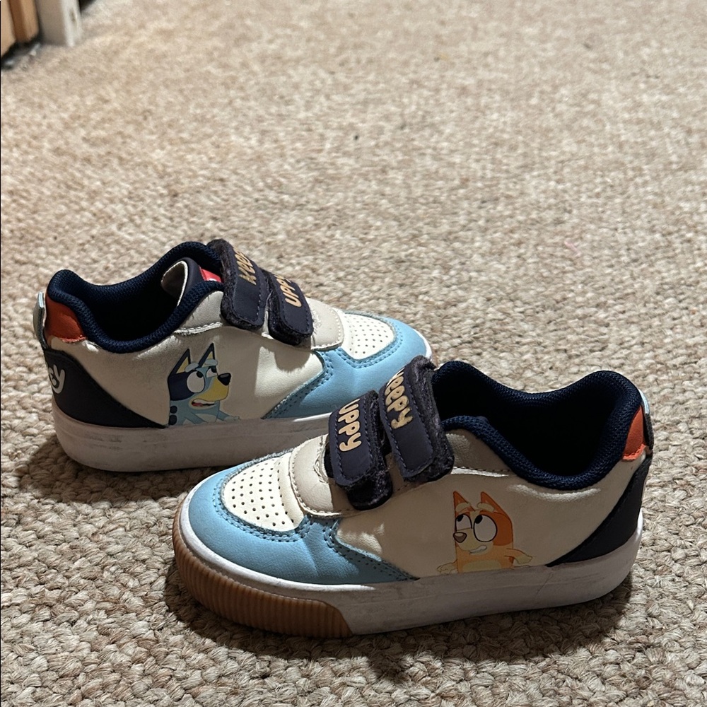 Bluey Kids Sneakers with Blue and White Design